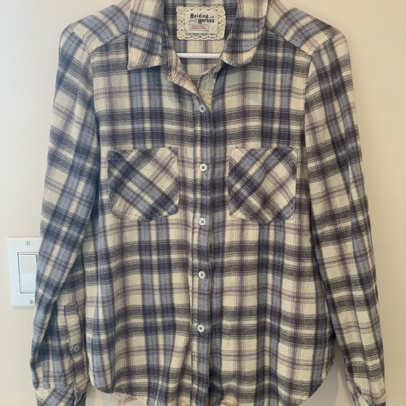 Soft flannel with peekaboo back - Picture 6 of 6